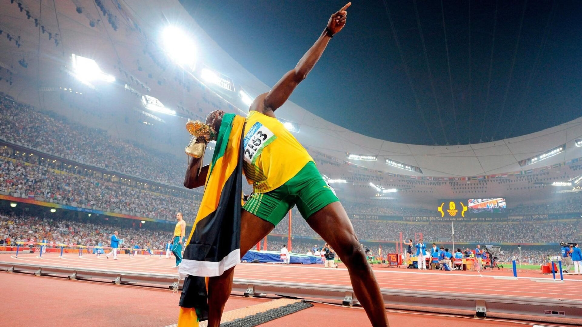 俱乐部引进专业恢复师提升运动员赛后恢复效率,简述恢复训练、比赛的标准